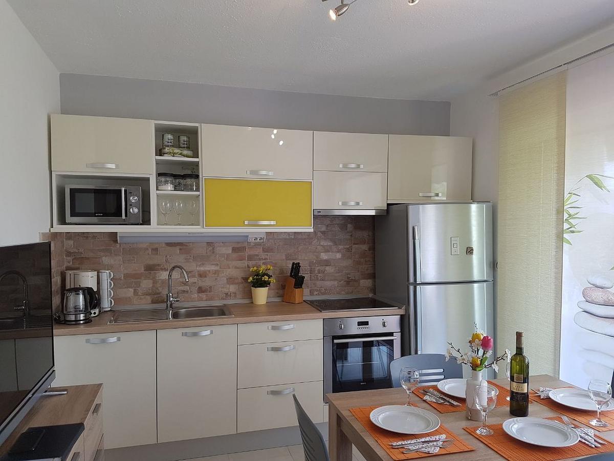 City Getaway - Apartment Ileora Split Exteriör bild
